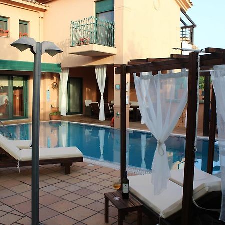 4-Seasons Pool Villa Near Meteora Tríkala Zewnętrze zdjęcie
